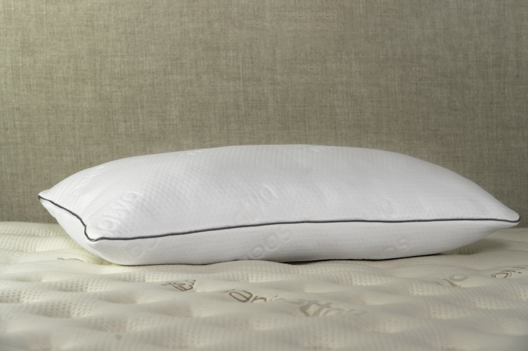 saatva cloud memory foam pillow