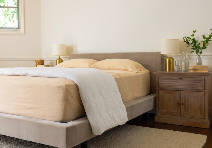saatva linen sheets
