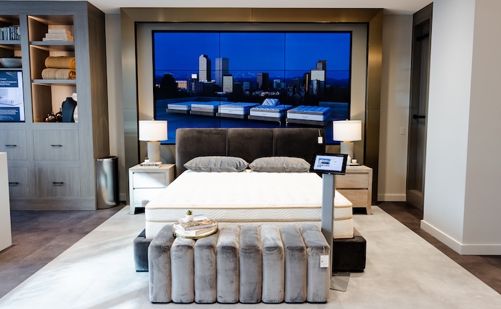 saatva denver store