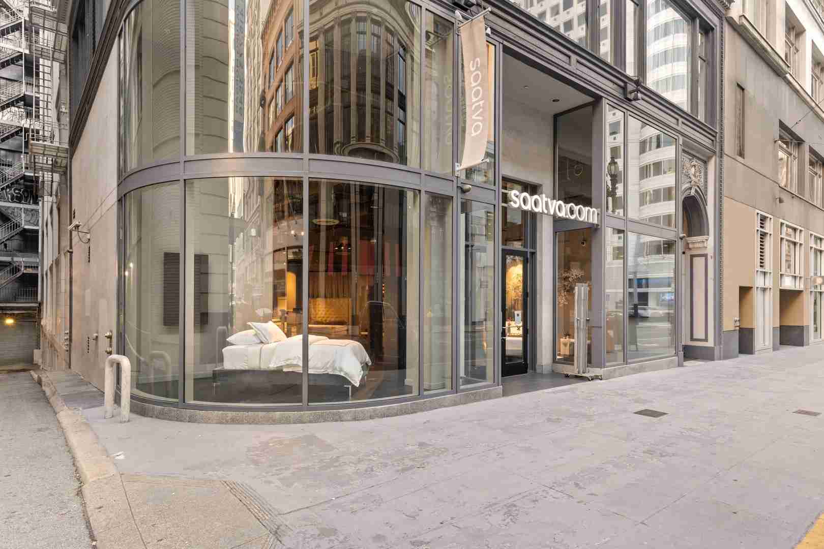 Saatva SF Storefront Left Side 2 SlavaBlazerPhotography