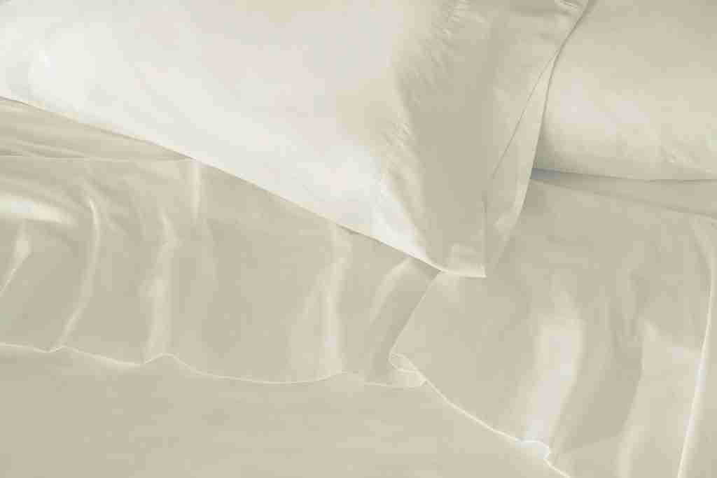 essential pillowcases lifestyle close up ivory 3 2