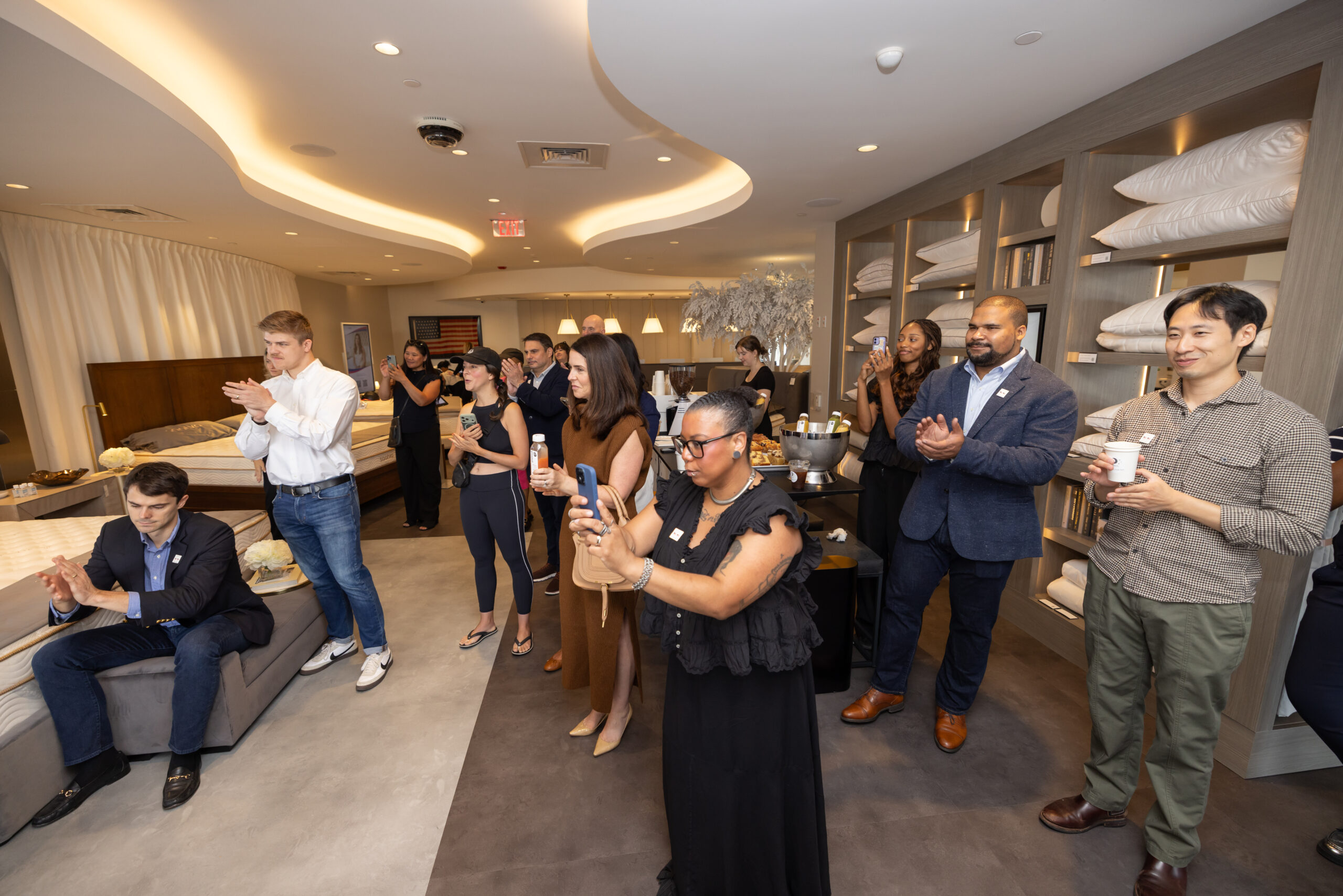 Saatva Oakbrook Store